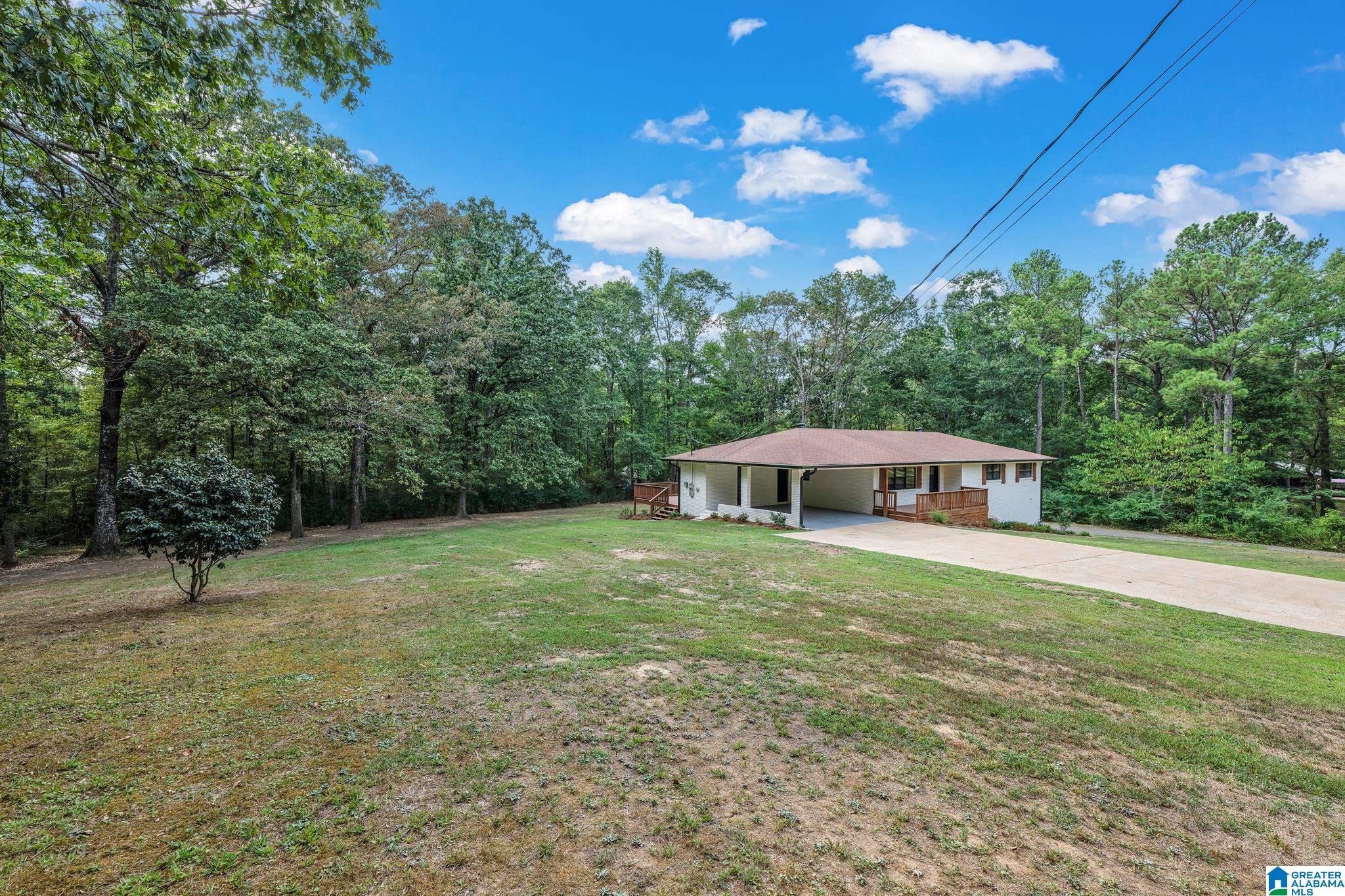 264 Ridgewood Drive Jasper, AL 35501 - Photo 3 of 40