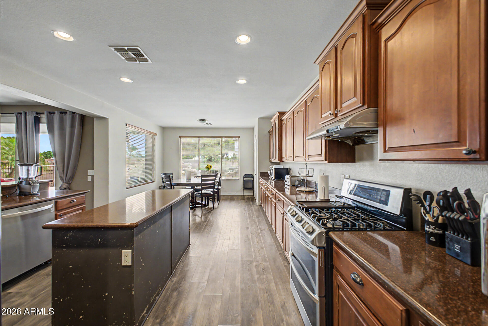 18697 East Ryan Road Queen Creek, AZ 85142 - Photo 12 of 34 15 - Ryan