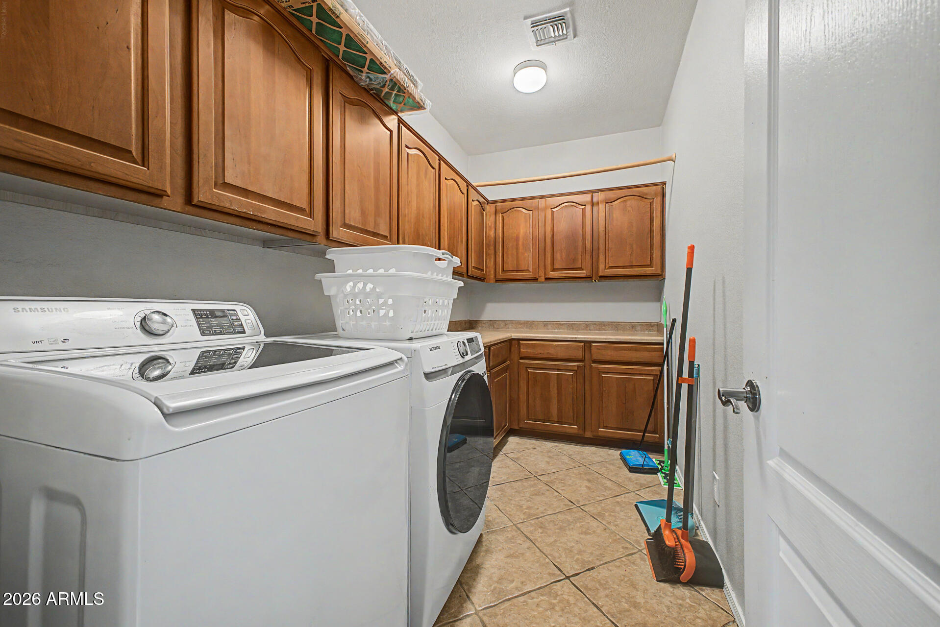18697 East Ryan Road Queen Creek, AZ 85142 - Photo 27 of 34 40 - Ryan