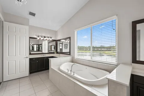 $1,350,000 | 8578 Trailwinds Court, Boynton Beach, FL 33473