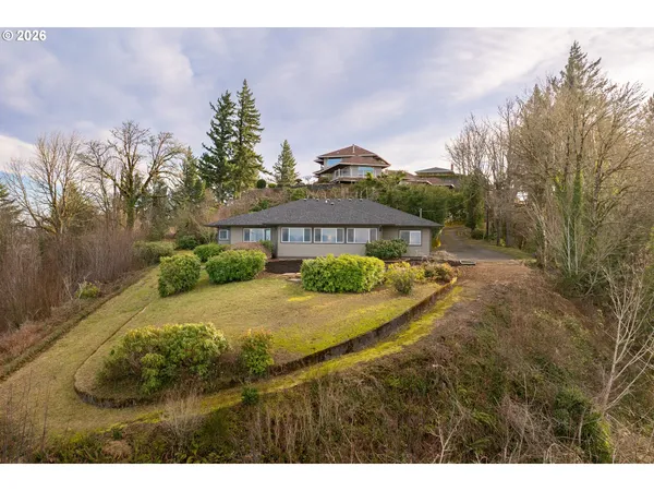 $675,000 | 55 Southwest Lovhar Drive, Gresham, OR 97080