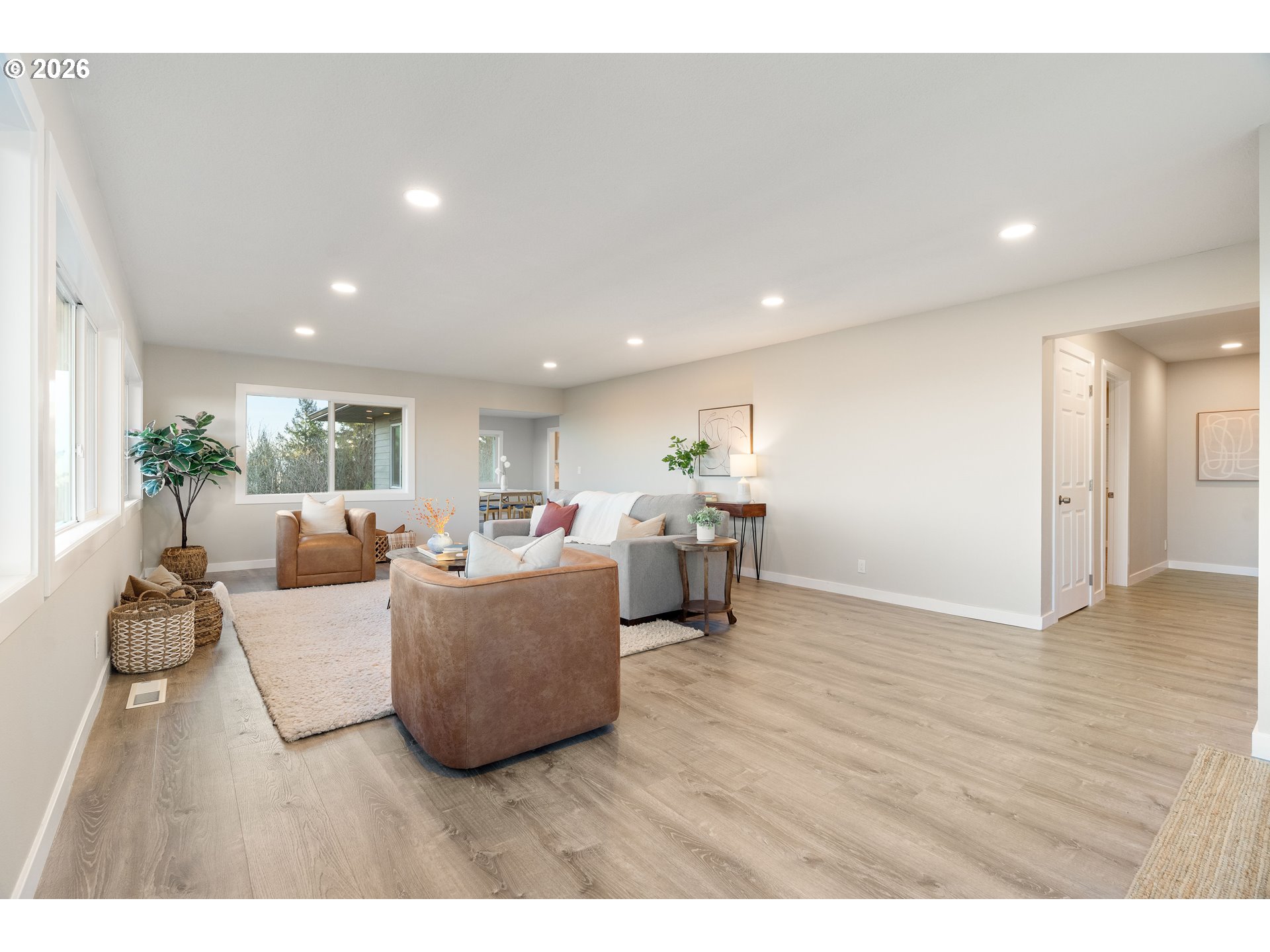 55 Southwest Lovhar Drive Gresham, OR 97080 - Photo 13 of 47