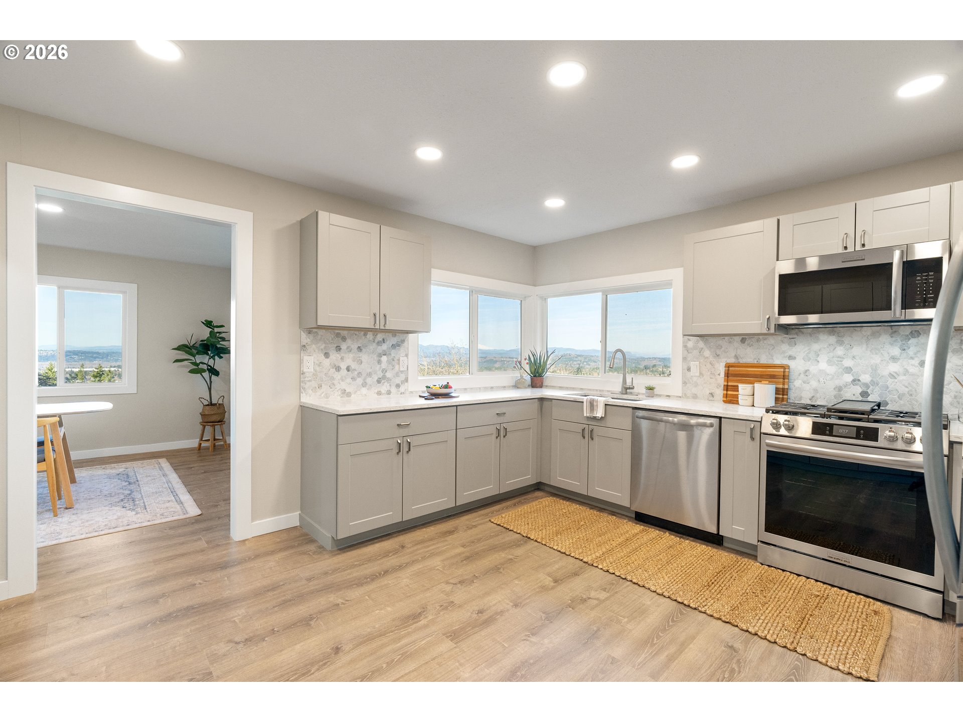 55 Southwest Lovhar Drive Gresham, OR 97080 - Photo 18 of 47