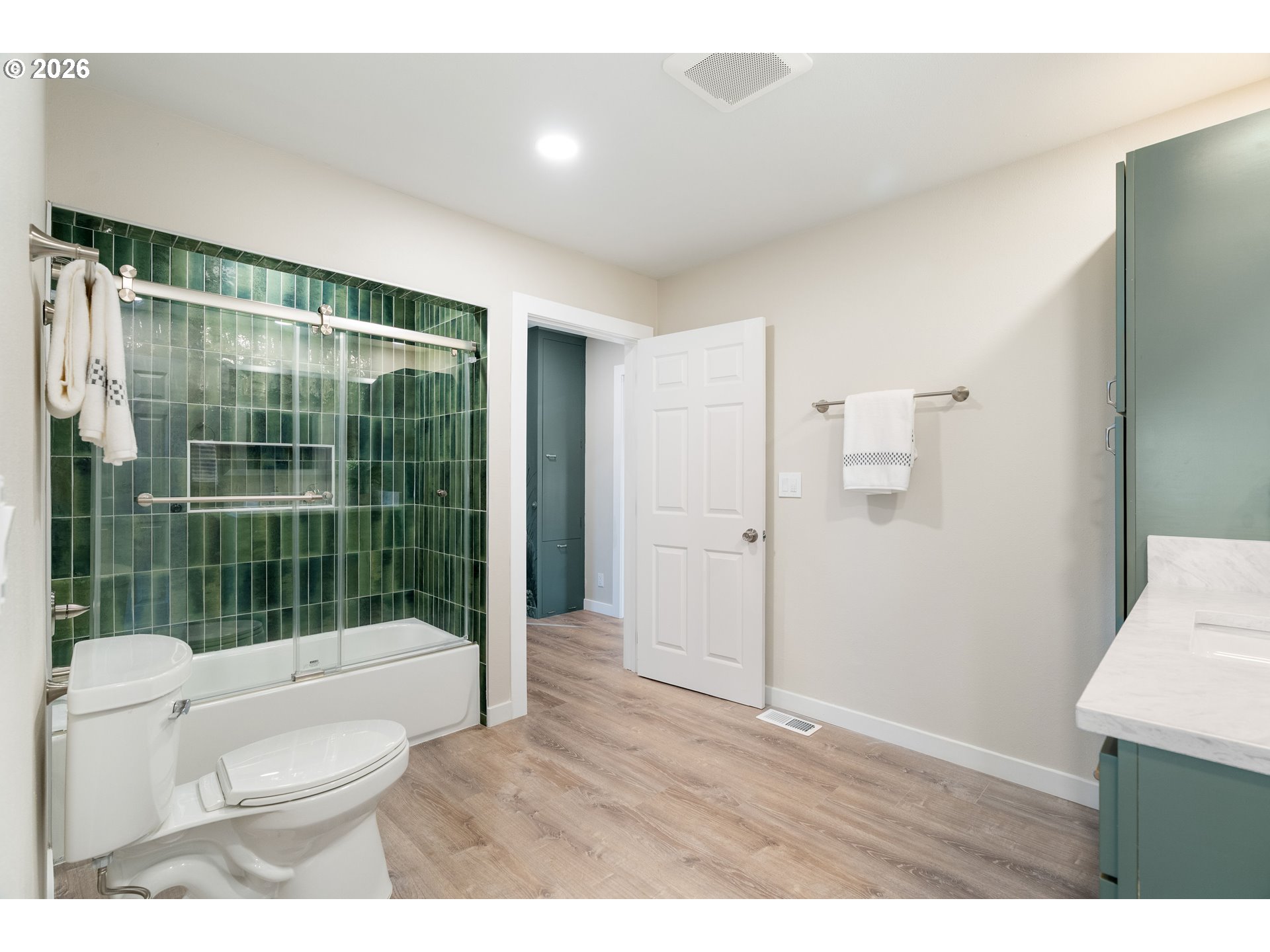 55 Southwest Lovhar Drive Gresham, OR 97080 - Photo 32 of 47