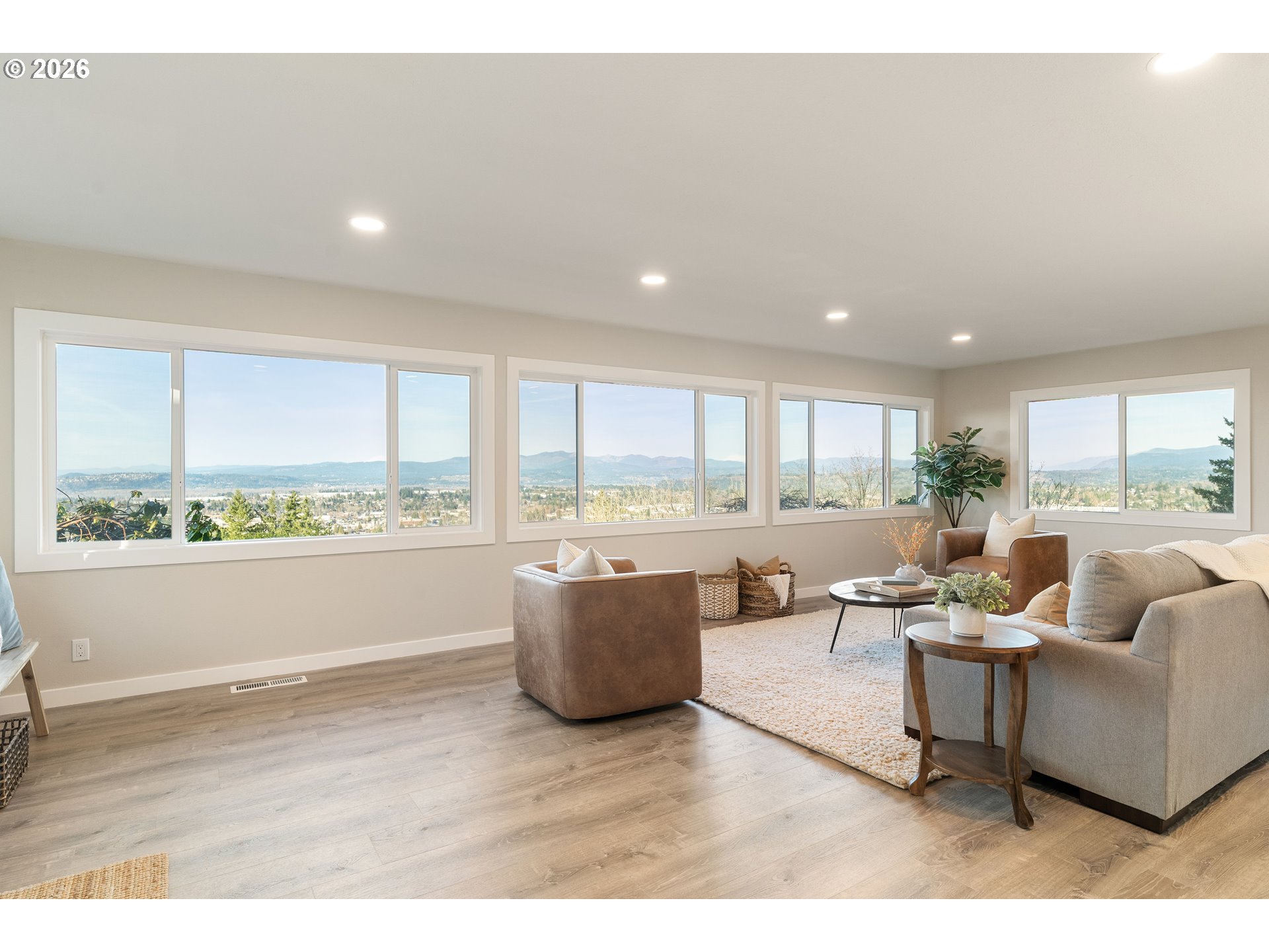 55 Southwest Lovhar Drive Gresham, OR 97080 - Photo 9 of 47