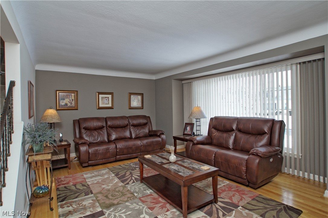 5364 Huron Road Cleveland, OH 44124 - Photo 6 of 20