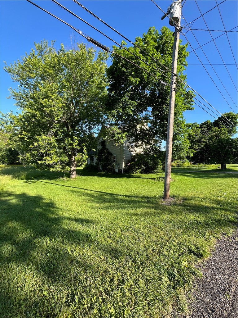 6705 Townline Road Williamson, NY 14589 - Photo 3 of 40