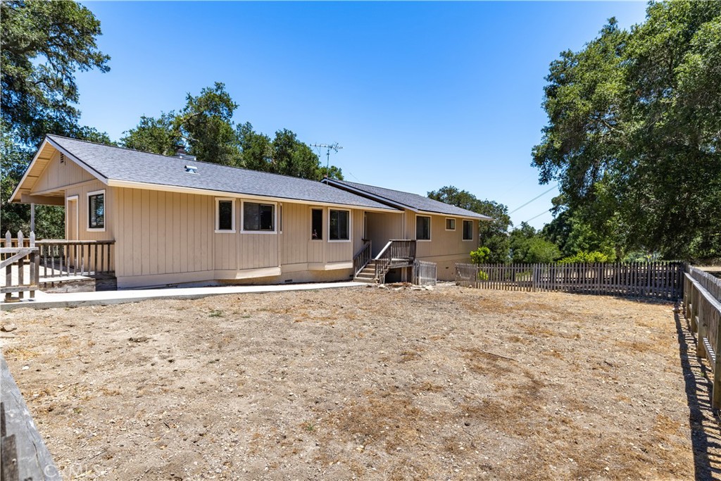 7905 San Gregorio Road Atascadero, CA 93422 - Photo 28 of 40