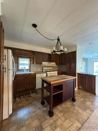 $49,900 | 16 West Canyon Drive, Hamburg, NY 14075