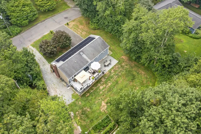 $620,000 | 40 Winthrop Place, Monroe, CT 06468