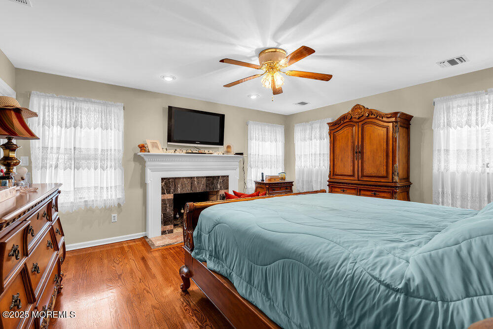 152 Sleepy Hollow Road Middletown, NJ 07748 - Photo 26 of 50 046_dsc08350-1_837