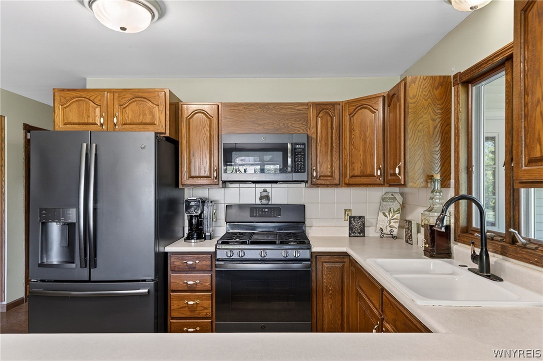 4119 Beach Ridge Road Pendleton, NY 14120 - Photo 23 of 50