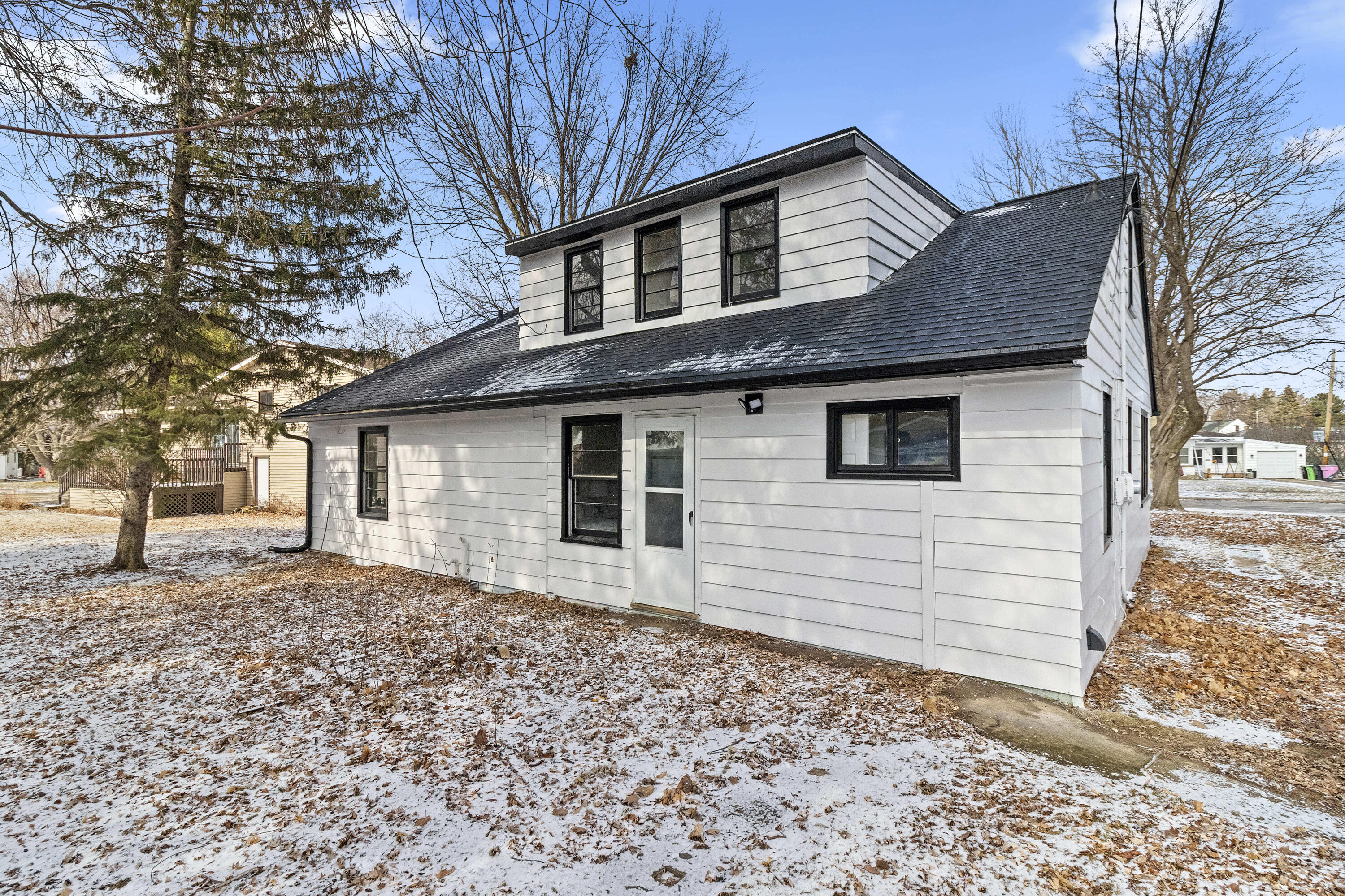 507 Kenyon Lane Beaver Dam, WI 53916 - Photo 41 of 46 41