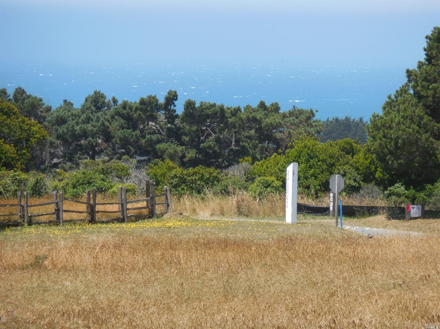 200 Headlands Close The Sea Ranch, CA 95497 - Photo 10 of 11 a view of outdoor space with city view