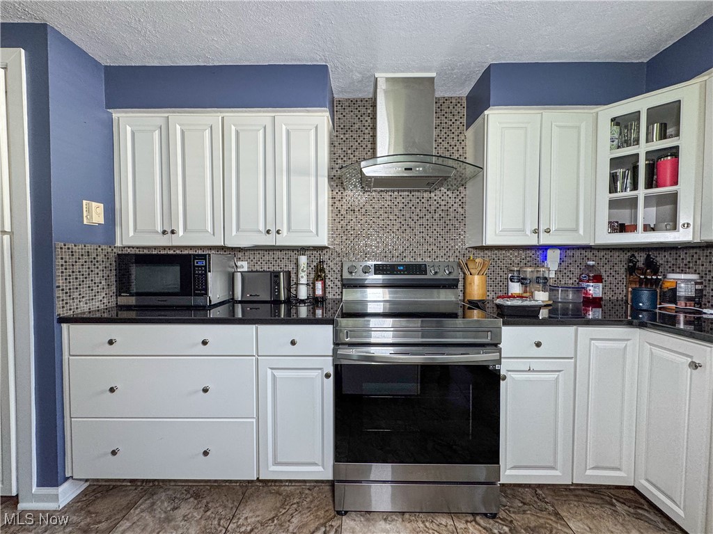 4557 Mellinger Road Canfield, OH 44406 - Photo 8 of 36 Gallery Image 8