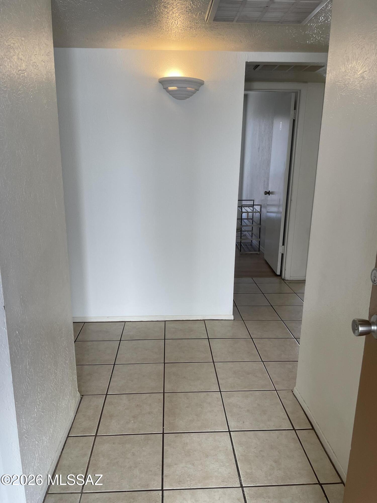 1620 North Wilmot Road, Unit L107 Tucson, AZ 85712 - Photo 2 of 12
