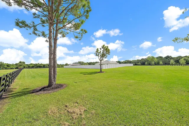 $1,075,000 | 13615 Southeast 26th Lane, Okeechobee, FL 34974
