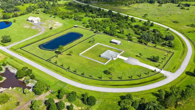 $1,075,000 | 13615 Southeast 26th Lane, Okeechobee, FL 34974