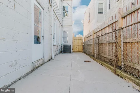 $264,900 | 619 North Lincoln Street, Wilmington, DE 19805