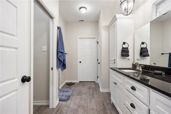 $2,950 | 105 John Russell Drive, Portland, TX 78374