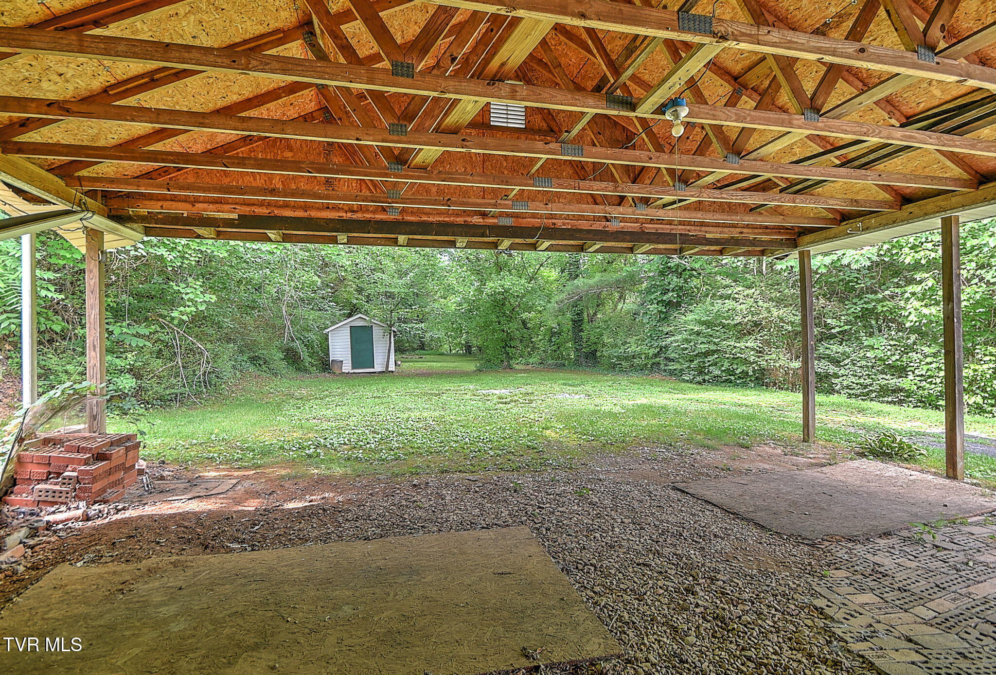 108 Broadview Street Kingsport, TN 37665 - Photo 31 of 35 36-web-or-mls-108 Broadview GUnit-37