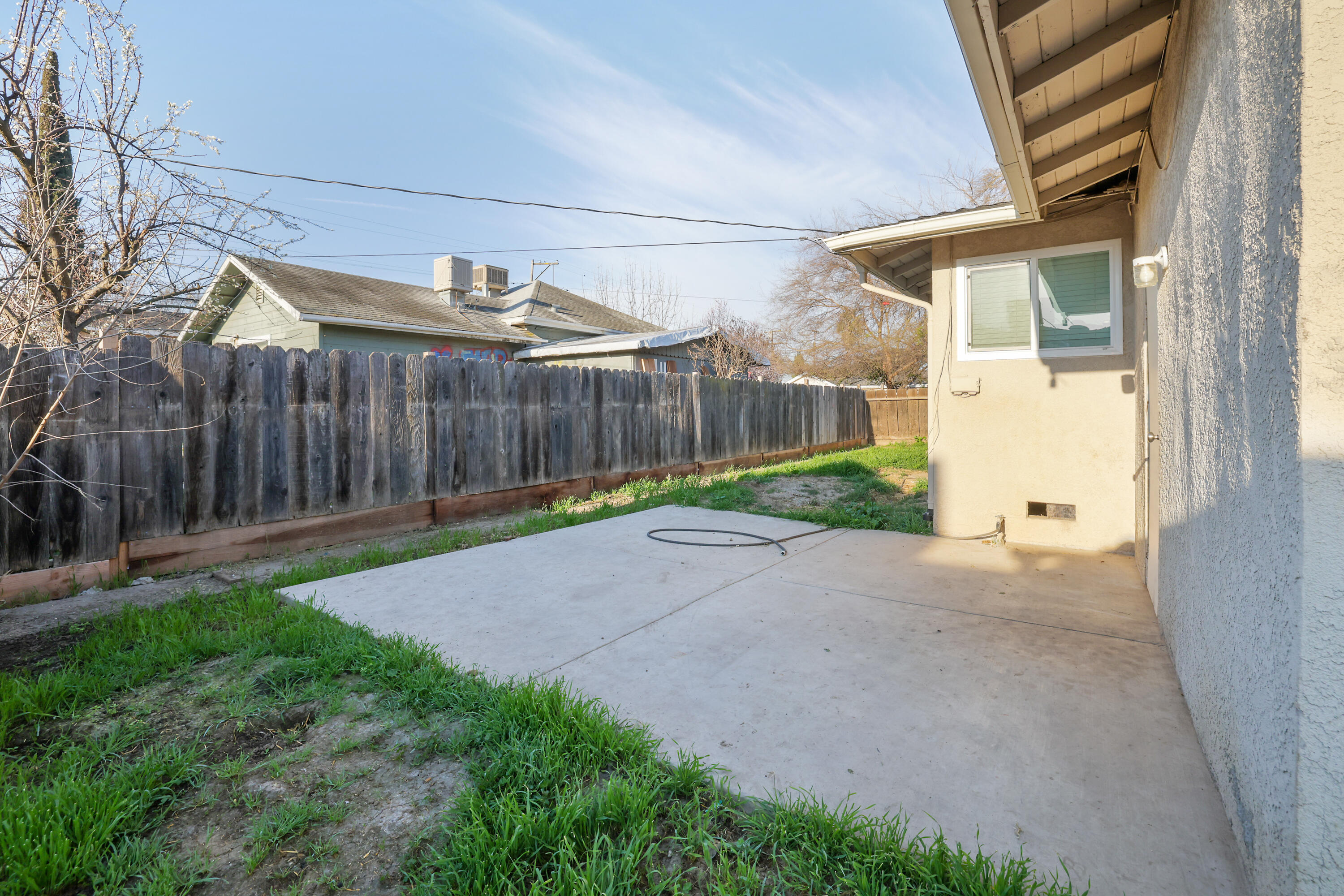 956 West 24th Street Merced, CA 95340 - Photo 24 of 25 D50A3176