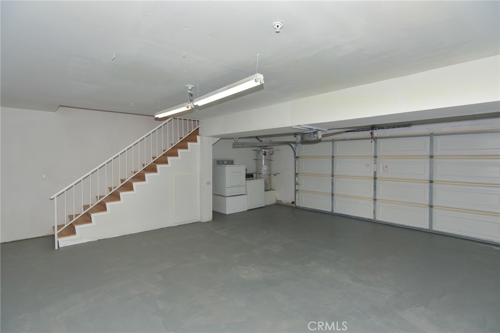 1712 Pepper Street, Unit A Alhambra, CA 91801 - Photo 31 of 39 a view of an empty room with white walls