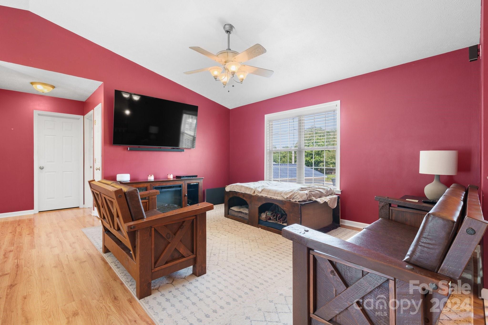 698 Pine Mountain Road Hudson, NC 28638 - Photo 9 of 41 Gallery Image 9