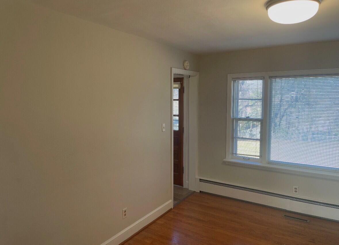 2615 Laburnum Avenue Southwest Roanoke, VA 24015 - Photo 3 of 10 Laburnum 3