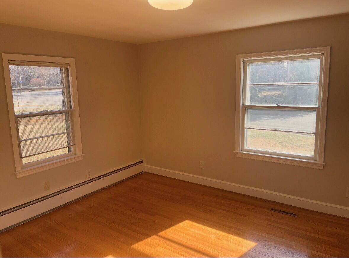 2615 Laburnum Avenue Southwest Roanoke, VA 24015 - Photo 4 of 10 Laburnum 4