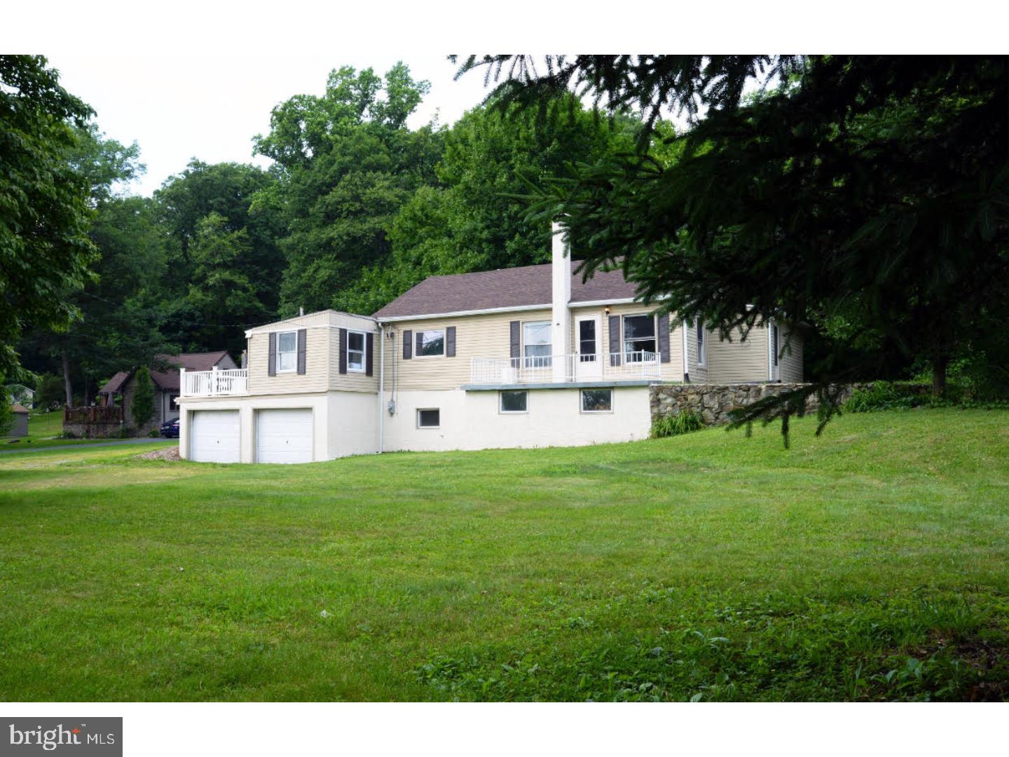224 Spies Church Road Reading, PA 19606 - Photo 3 of 25