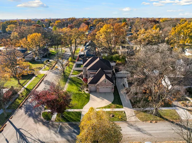 $1,255,000 | 200 North School Street, Mount Prospect, IL 60056