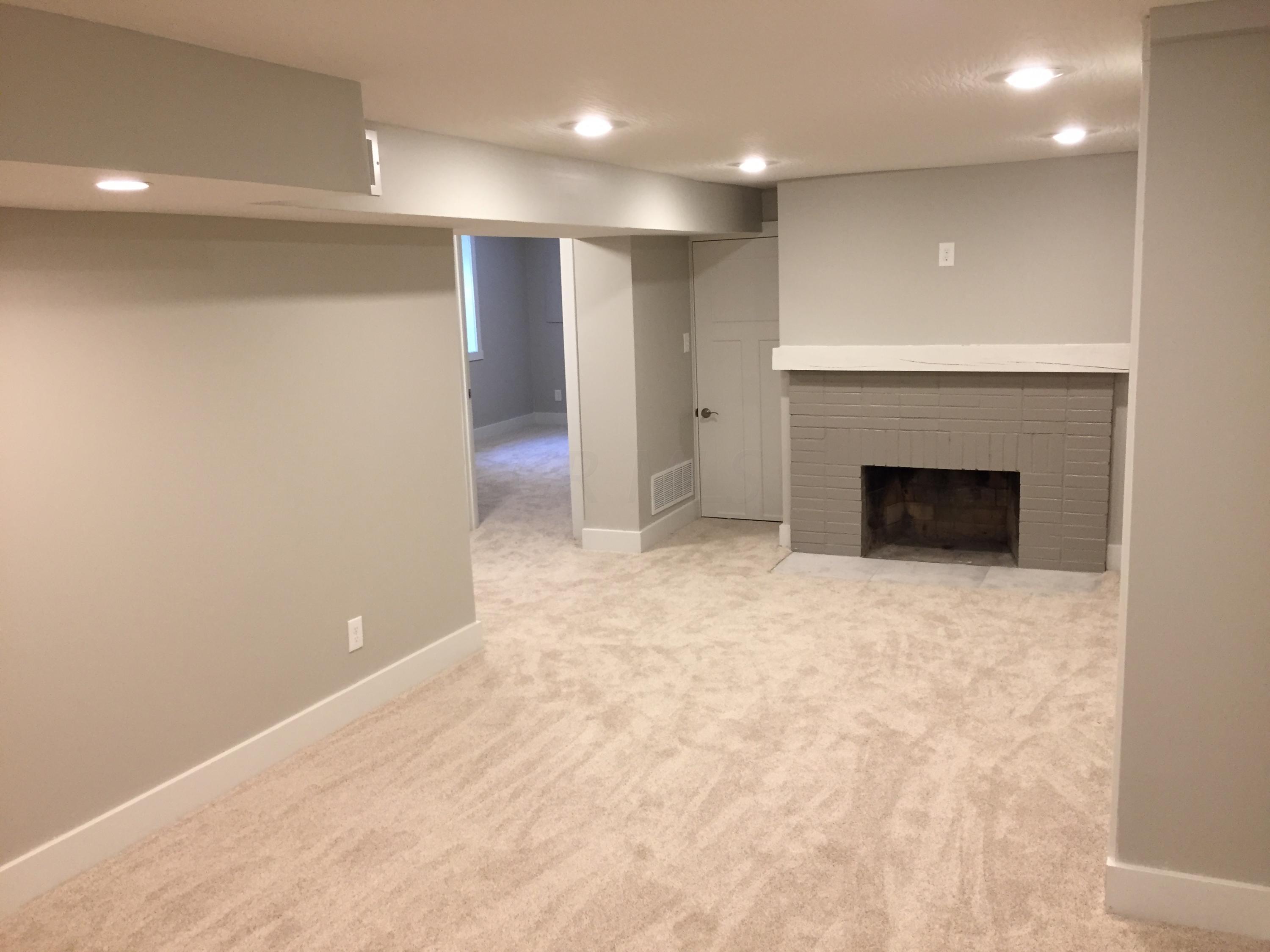 2245 Nottingham Road Columbus, OH 43221 - Photo 22 of 27
