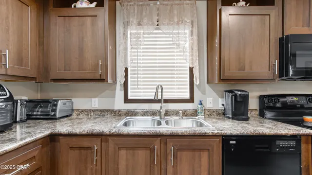 $160,000 | 12103 Edgewood Road, Fountain, FL 32438