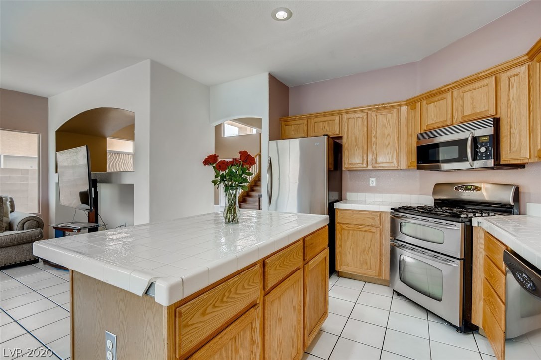7520 Frontier Ranch Lane Las Vegas, NV 89113 - Photo 11 of 29