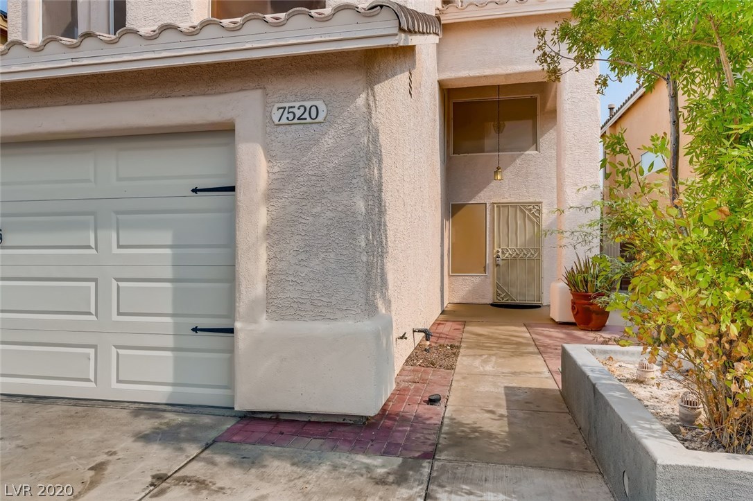 7520 Frontier Ranch Lane Las Vegas, NV 89113 - Photo 3 of 29