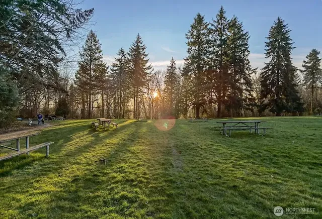 $340,000 | 13720 Holmes Point Drive Northeast, Kirkland, WA 98034