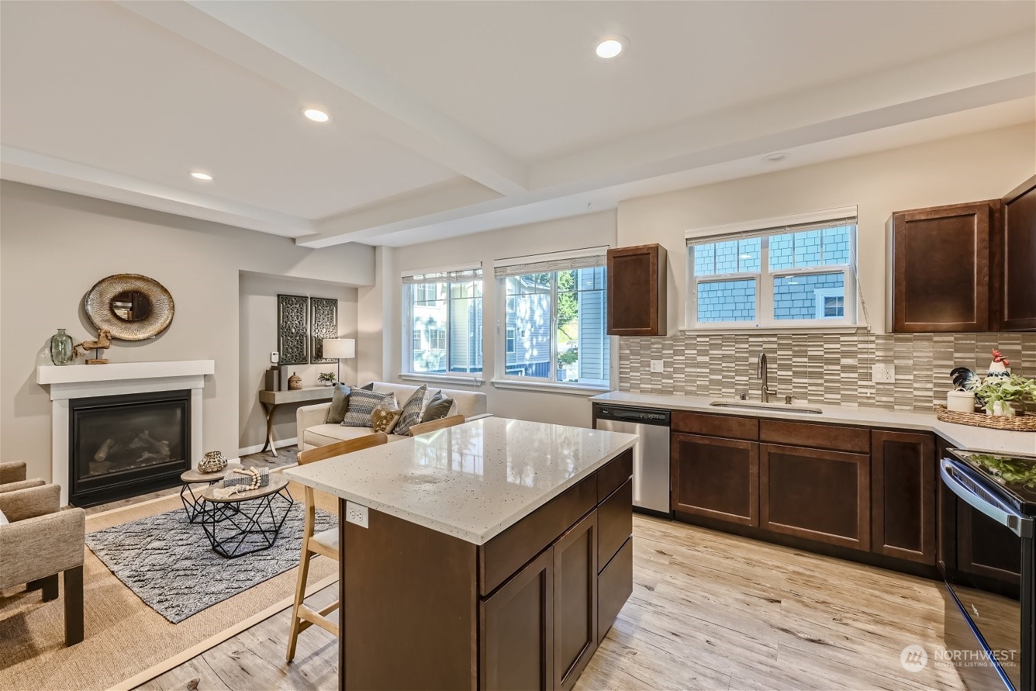 23226 Edmonds Way, Unit 105 Edmonds, WA 98026 - Photo 12 of 23 Gallery Image 12