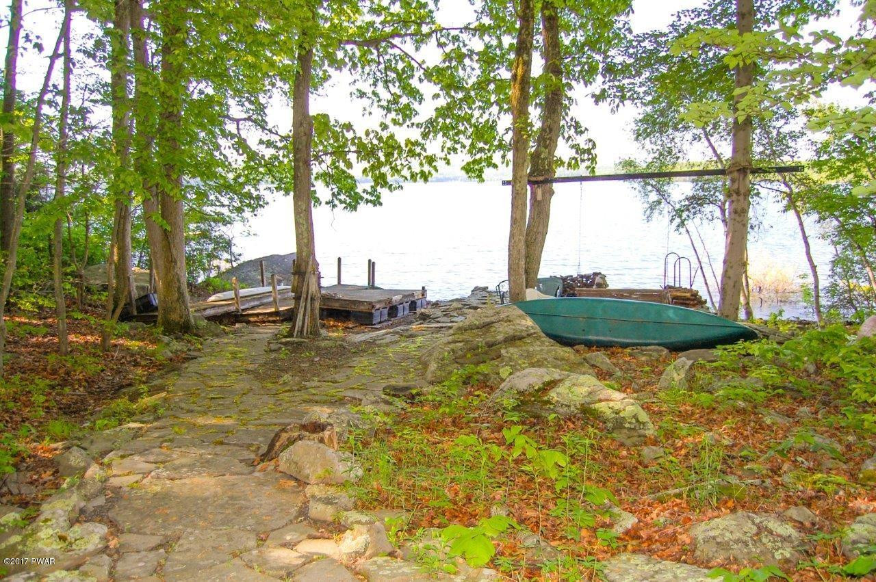 130 Paupack Point Road Hawley, PA 18428 - Photo 13 of 52