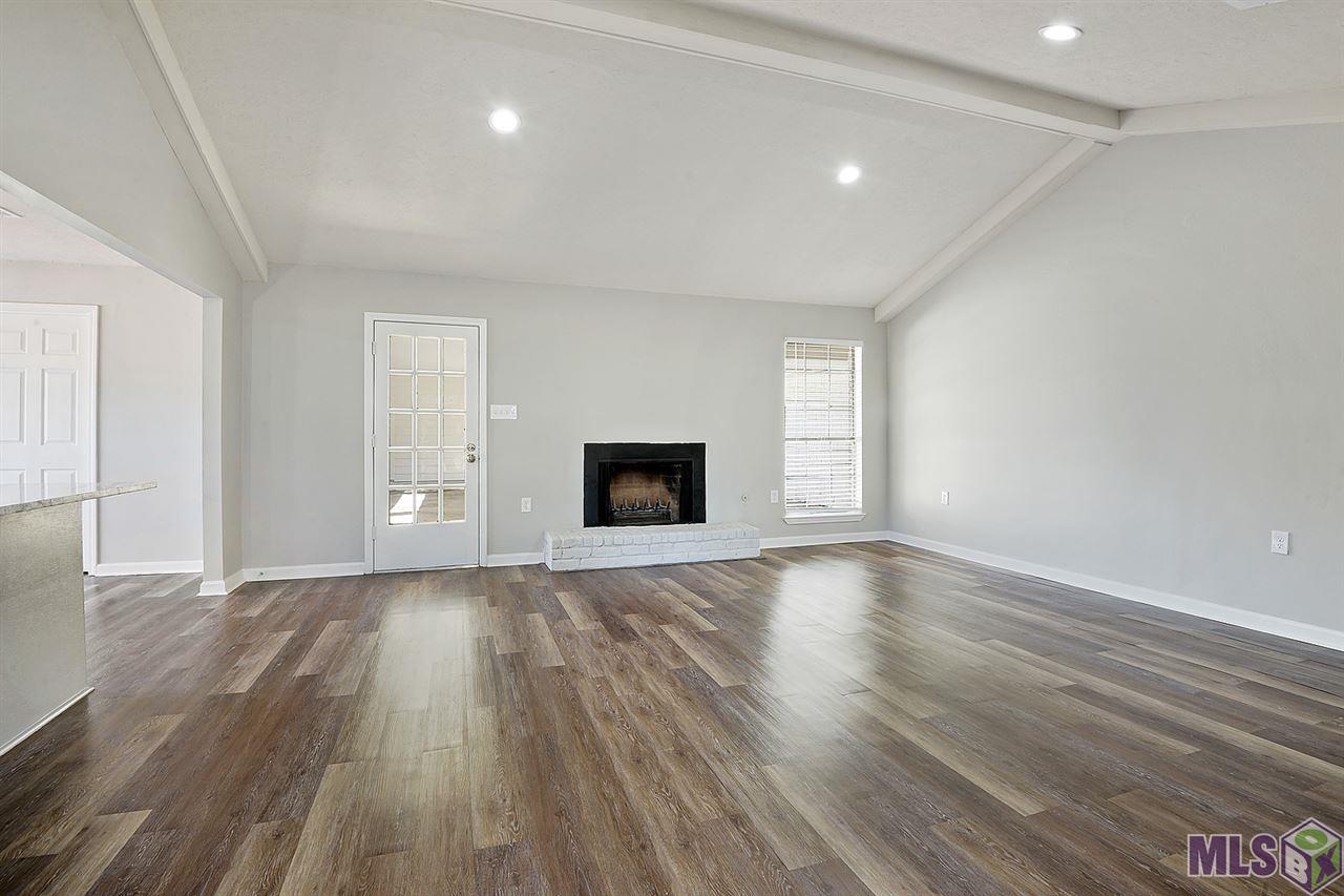 455 Pebblebrook Drive Baton Rouge, LA 70815 - Photo 3 of 10 Gallery Image 3