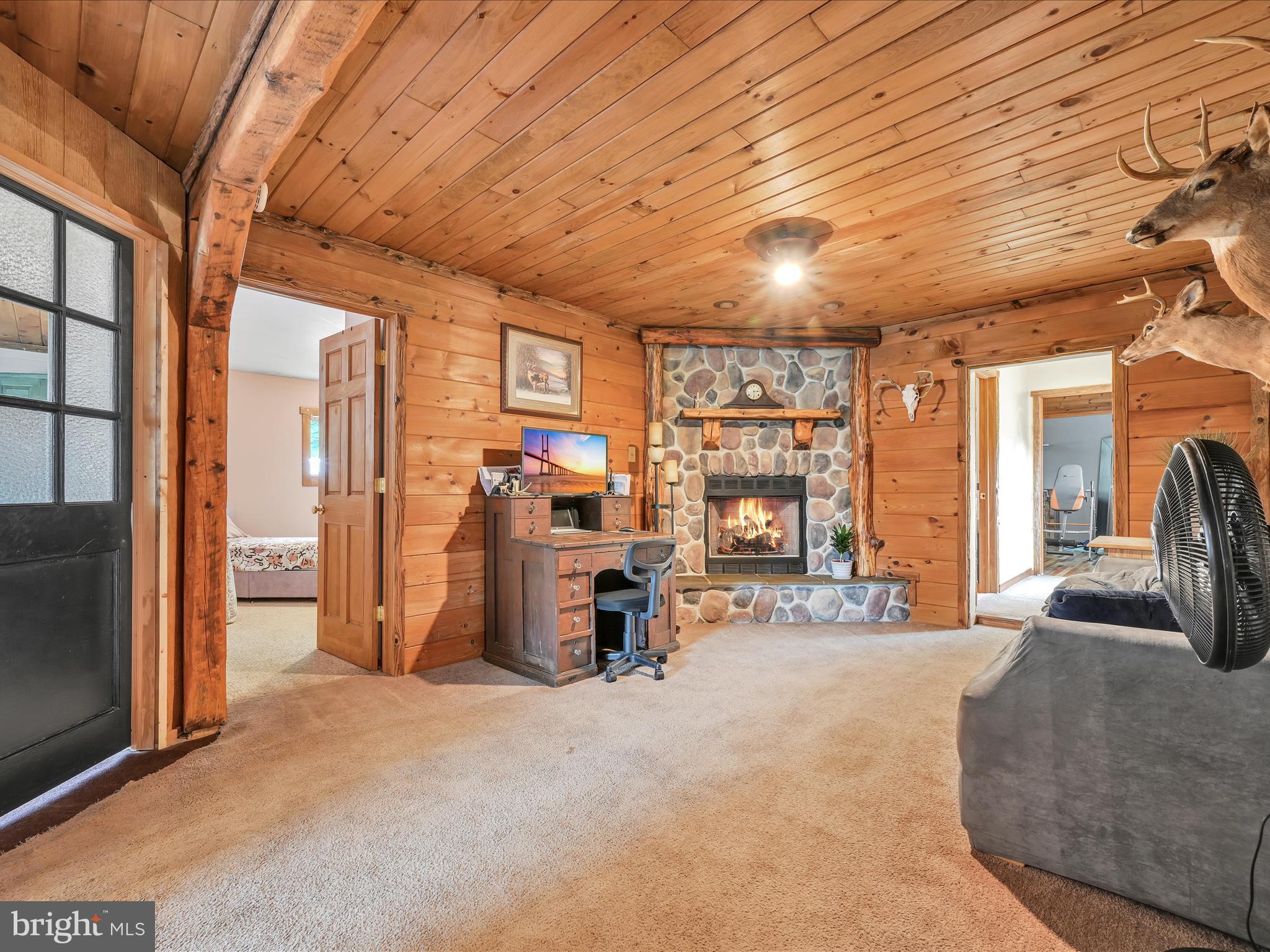 149 Rock Road Pine Grove, PA 17963 - Photo 16 of 37 family room