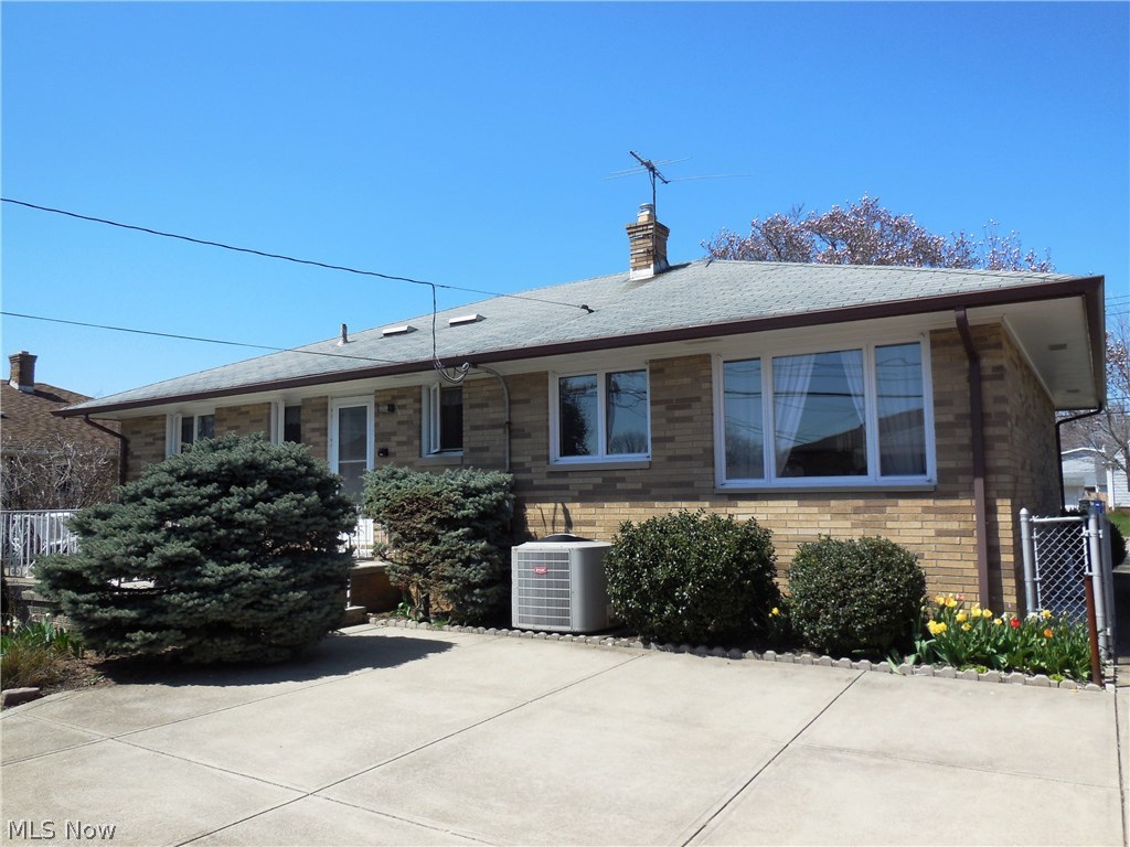 8705 Biddulph Road Brooklyn, OH 44144 - Photo 19 of 21