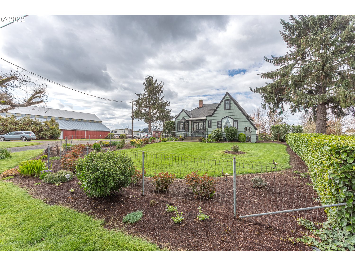 9494 Broadacres Road Northeast Hubbard, OR 97032 - Photo 1 of 32 Gallery Image 1