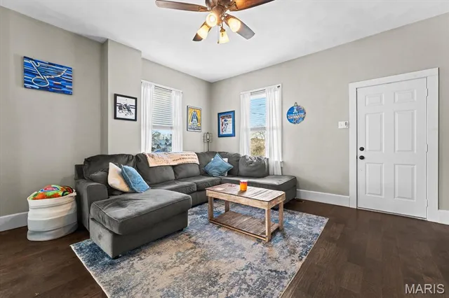 $215,000 | 420 South Walnut Street, Trenton, IL 62293