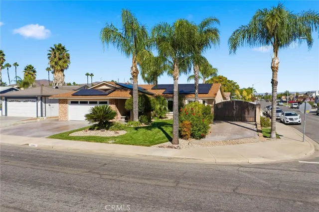 $647,777 | 26110 Lazy Creek Road, Menifee, CA 92586