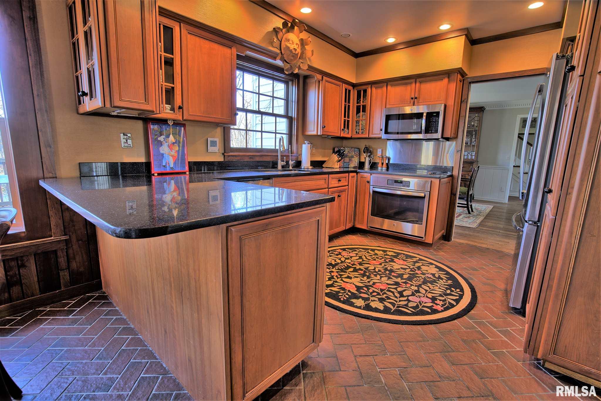 5204 North Kickapoo-Edwards Road Edwards, IL 61528 - Photo 15 of 46 Gallery Image 15