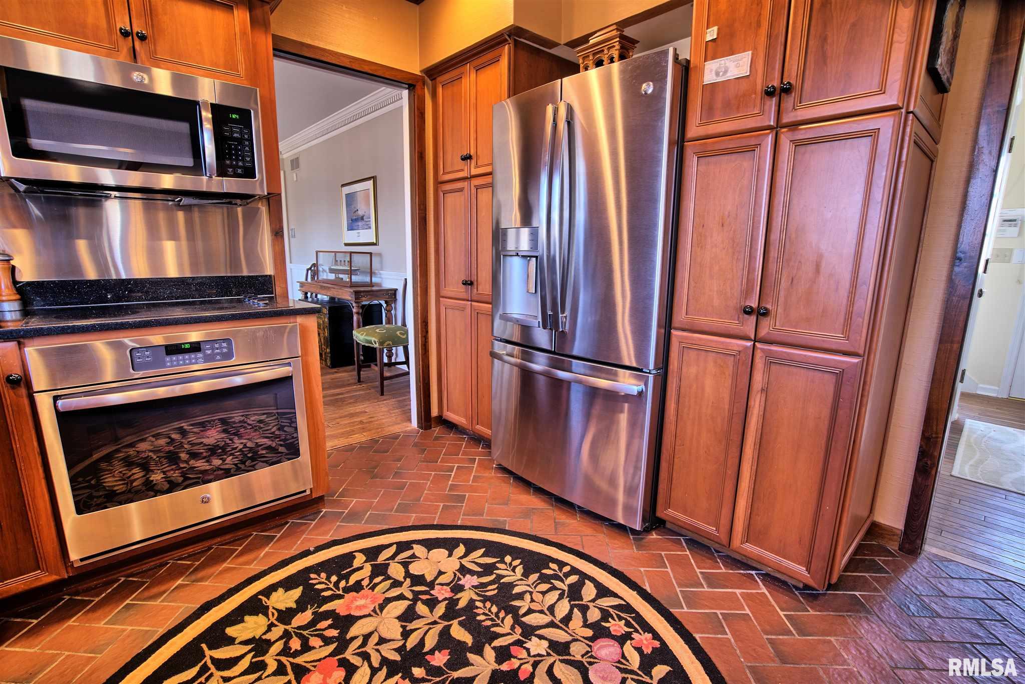 5204 North Kickapoo-Edwards Road Edwards, IL 61528 - Photo 16 of 46 Gallery Image 16