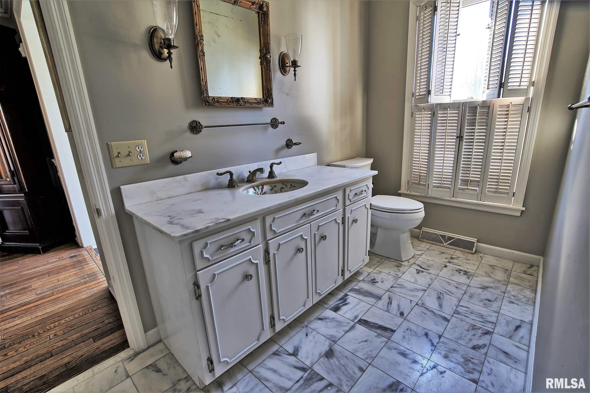 5204 North Kickapoo-Edwards Road Edwards, IL 61528 - Photo 27 of 46 Gallery Image 27