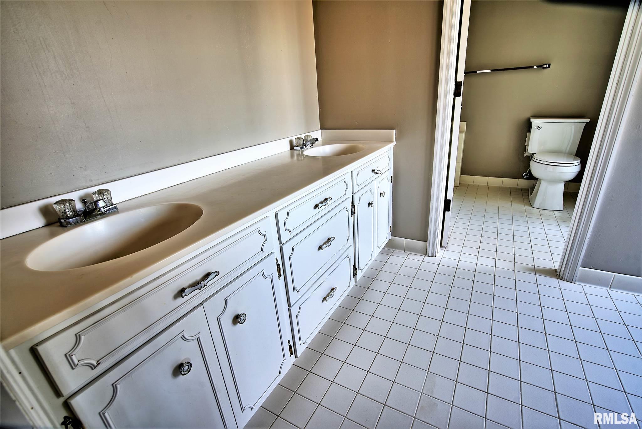 5204 North Kickapoo-Edwards Road Edwards, IL 61528 - Photo 34 of 46 Gallery Image 34