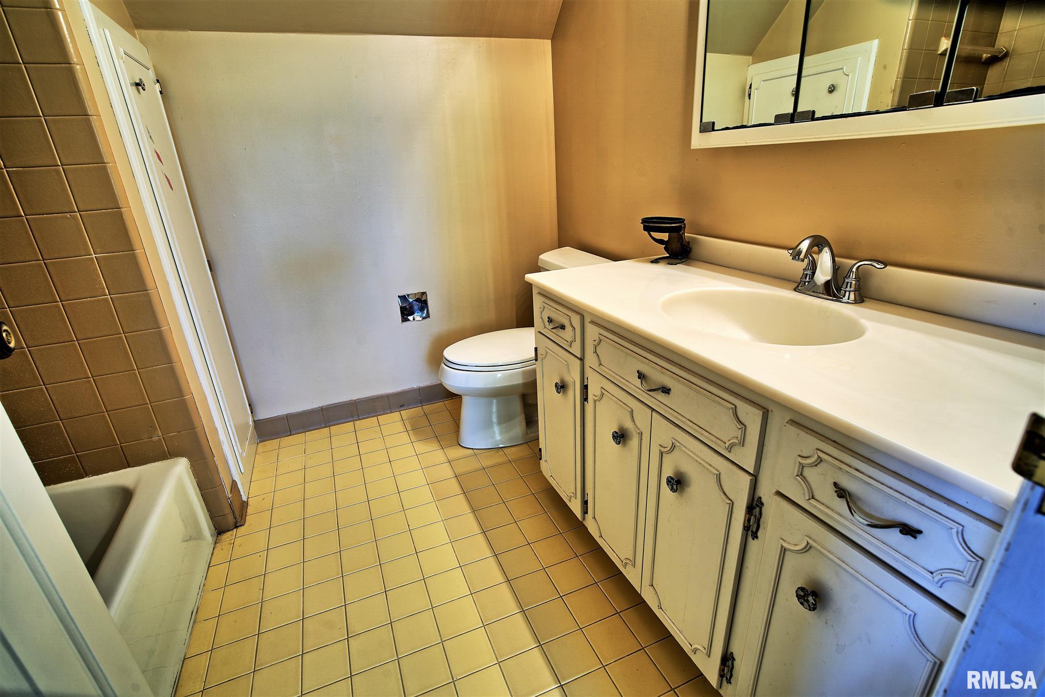 5204 North Kickapoo-Edwards Road Edwards, IL 61528 - Photo 39 of 46 Gallery Image 39